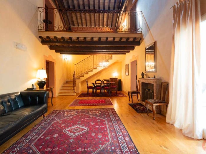 Casa con 6 locali in vendita in Via Giuseppe Savini, Vicoli Redentore, Ravenna