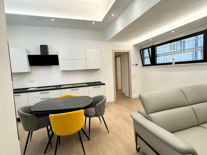 Appartamento quadrilocale in vendita in Via Del Gambero, Centro Storico, Ferrara