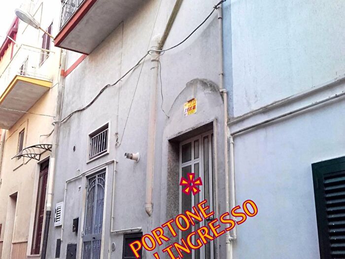 Appartamento trilocale in vendita in Via Mario Pagano, Ginosa