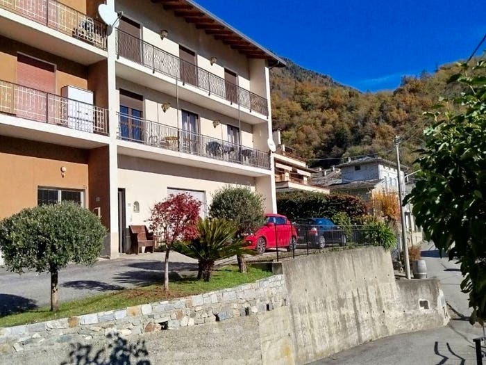 Appartamento con 5 locali in vendita in Via Vendolo, Castione Andevenno