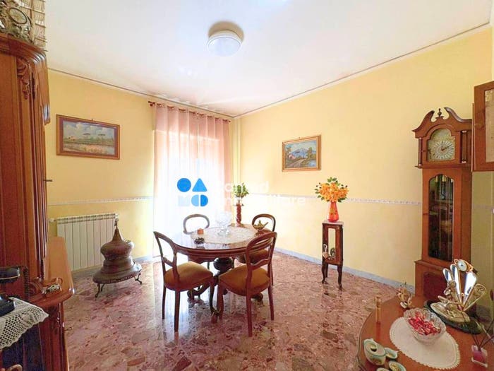 Appartamento trilocale in vendita in Via Socrate, Pianura, Napoli