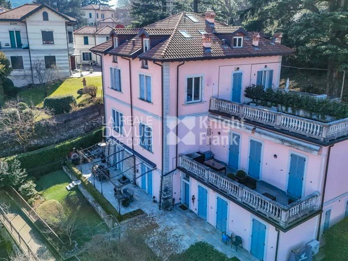 Appartamento quadrilocale in vendita in Monte Croce, Como