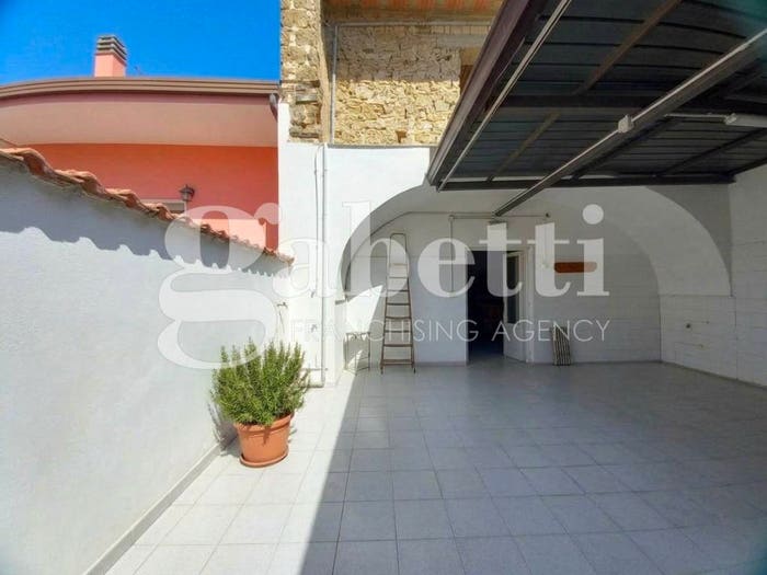 Appartamento trilocale in vendita in Via Armando Diaz, TrentolaDucenta