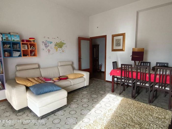 Appartamento con 5 locali in vendita in Via Bruno Tano, Sforzacosta, Macerata