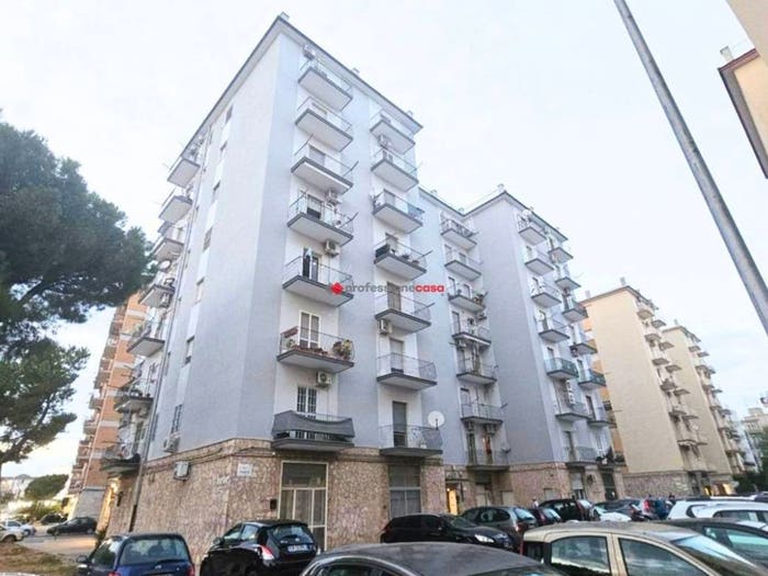 Appartamento trilocale in vendita in Via Vittorio Tamalio, San Ciro Stadio, Foggia