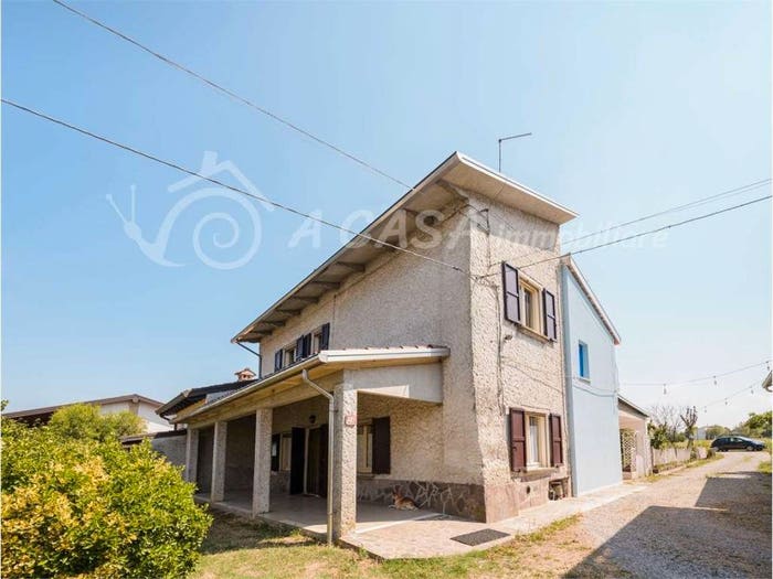 Casa trilocale in vendita in Noceto