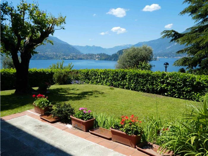 Appartamento trilocale in vendita in Via Pino, Fiumelatte, Varenna