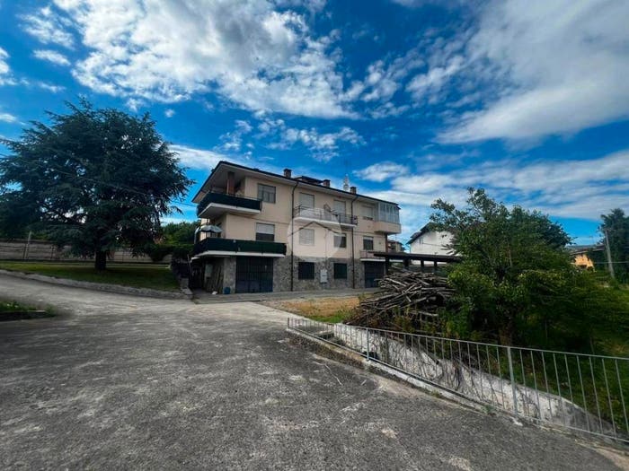 Appartamento quadrilocale in vendita in VIA CUNEO, Centro, Fossano