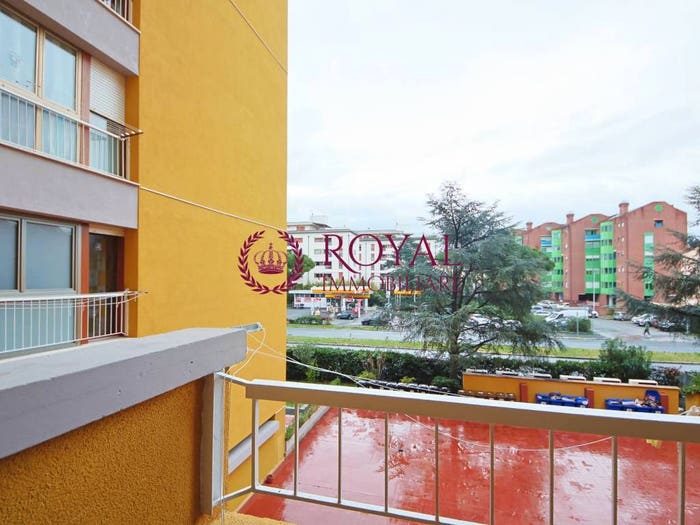 Appartamento quadrilocale in vendita in Via Calzabigi, Calzabigi, Livorno