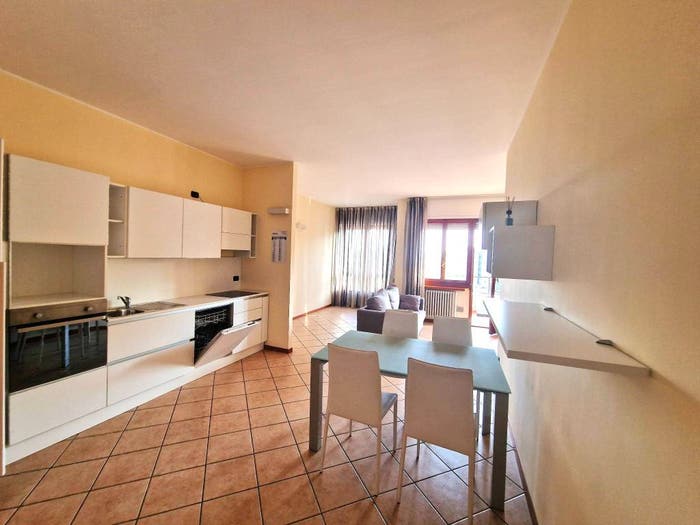Appartamento bilocale in affitto in Via Errico Petrella, Tribunale, Busto Arsizio