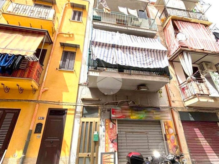 Appartamento trilocale in vendita in Via Vincenzo Littara, Noce, Palermo