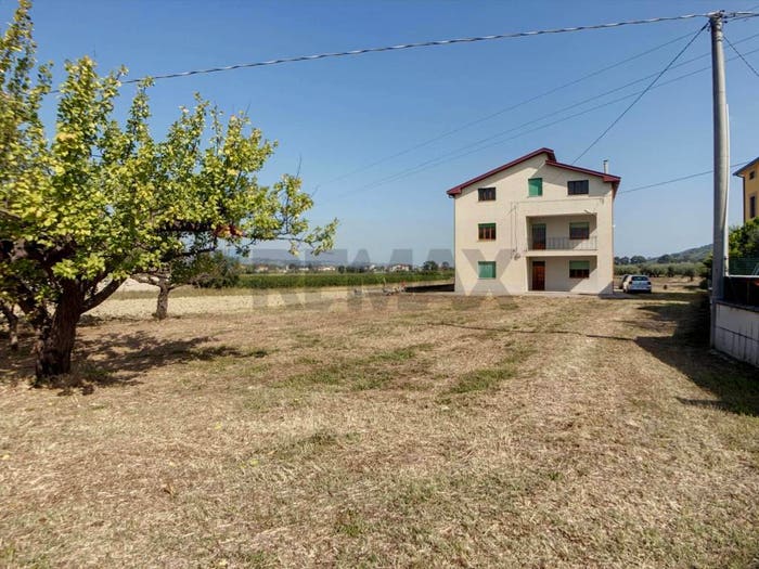 Casa con 6 locali in vendita in cda Prangiarella, Paglieta