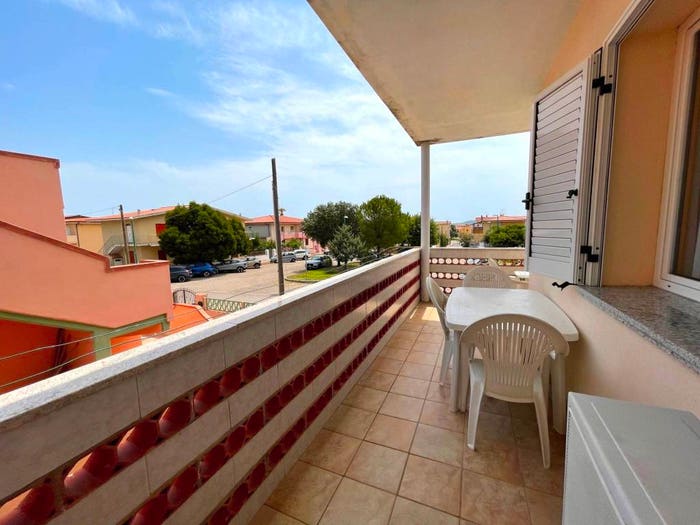 Appartamento trilocale in vendita in Via Villasimius, La Caletta, Siniscola