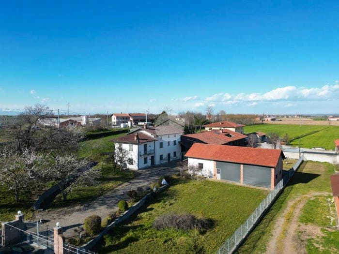 Casa con 6 locali in vendita in REGIONE PEDAGGIO SOTTANO, Centro, Centallo