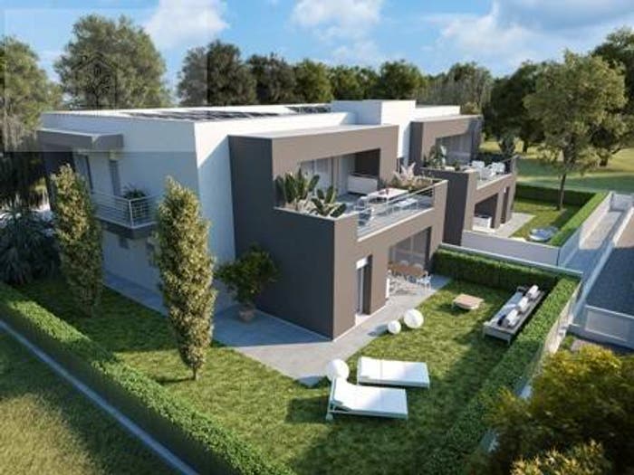 Appartamento quadrilocale in vendita in via Montegrotto, Centro, Abano Terme