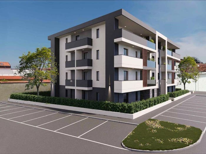 Appartamento quadrilocale in vendita in Via Filippo Neri, Centro, Carate Brianza