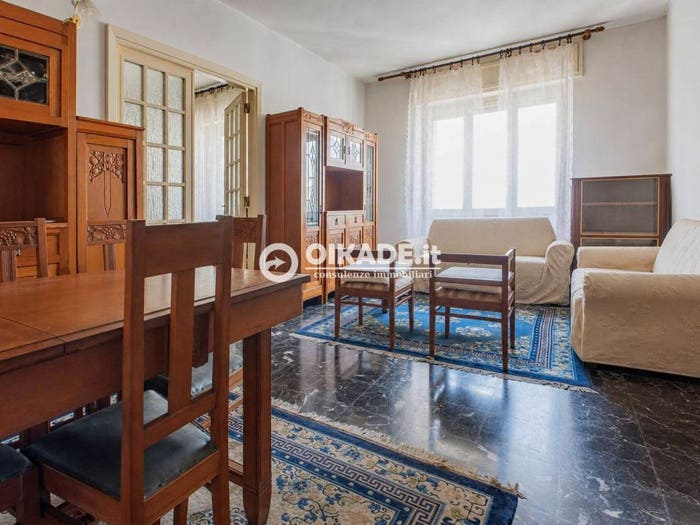 Appartamento con 6 locali in vendita in Via dei Giudicati, Piazza Giovanni XXIII, Cagliari
