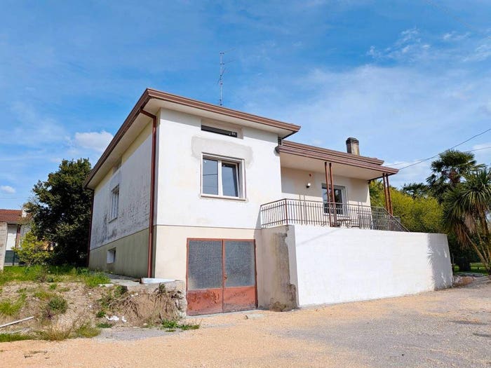 Casa con 6 locali in vendita in Via Rustighel, Centro, Porcia