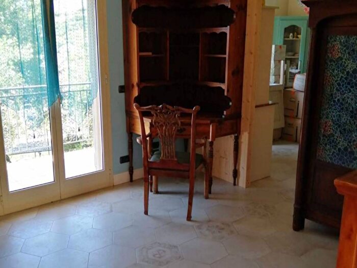 Casa con 6 locali in vendita in XII Traversa di Via Pasteur snc, Due Strade, Bordighera