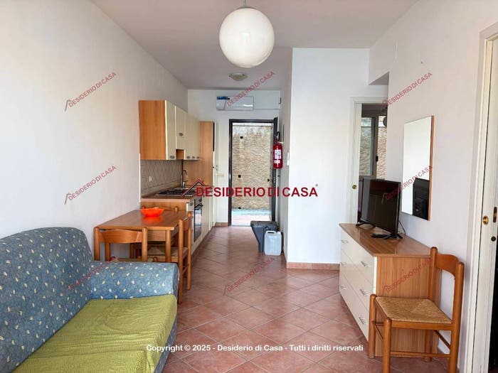 Appartamento trilocale in vendita in Contrada Magaro, Gioiosa Marea