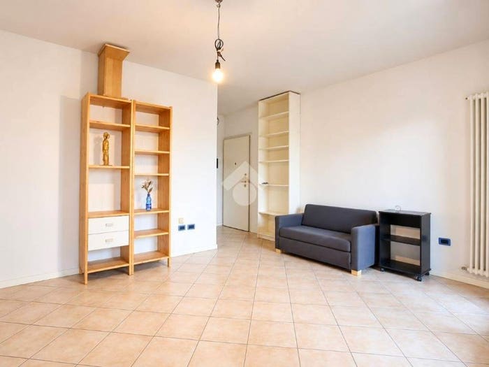 Appartamento trilocale in vendita in Via Primo Levi, Calderara di Reno