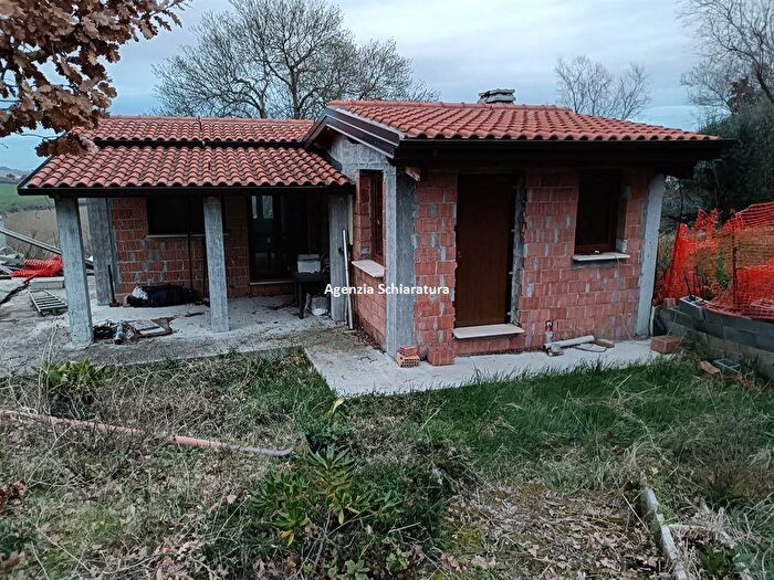 Casa in vendita in Montelabbate