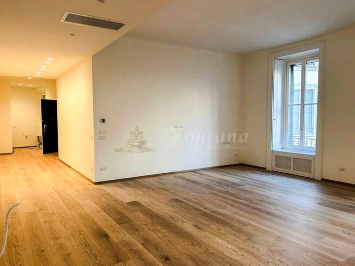 Appartamento trilocale in vendita in Via Vincenzo Monti, Vincenzo Monti, Milano