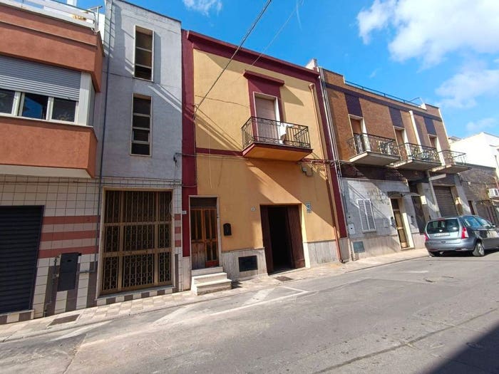 Casa con 5 locali in vendita in Via Virgilio Carosino TA Italia, Carosino