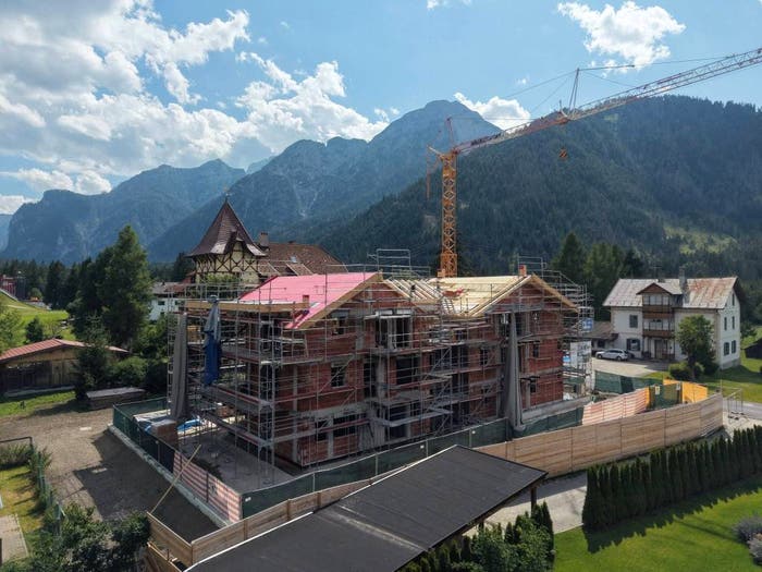 Appartamento quadrilocale in vendita in Via al Lago, Centro, Dobbiaco