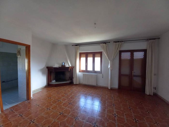 Appartamento con 6 locali in vendita in Ussana