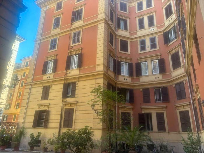 Appartamento in vendita in Via Umberto Biancamano, San Giovanni, Roma