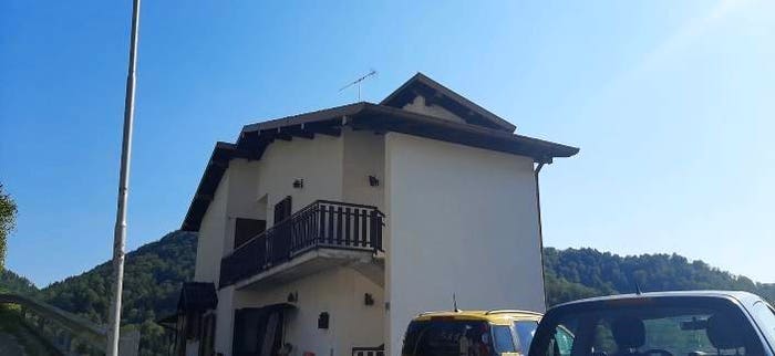 Appartamento bilocale in vendita in Via Roccolo, Passoni, Cornalba