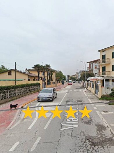 Appartamento trilocale in vendita in VIA UGO LA MALFA, San Tommaso Tre Archi, Fermo