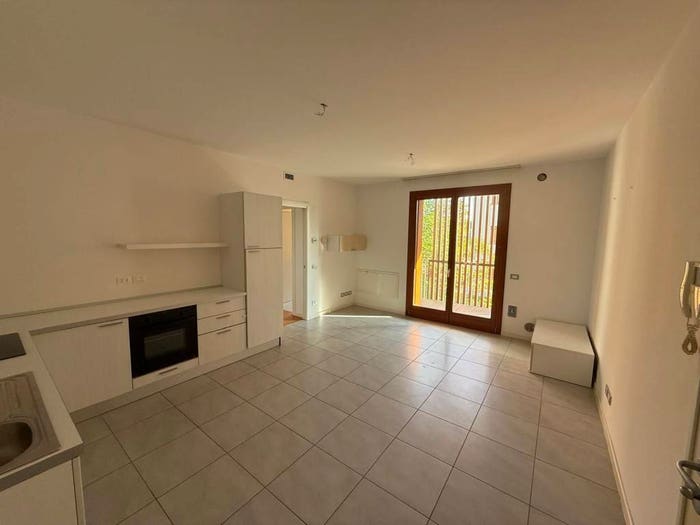 Appartamento trilocale in vendita in Via Ronzinella, Mazzocco, Mogliano Veneto