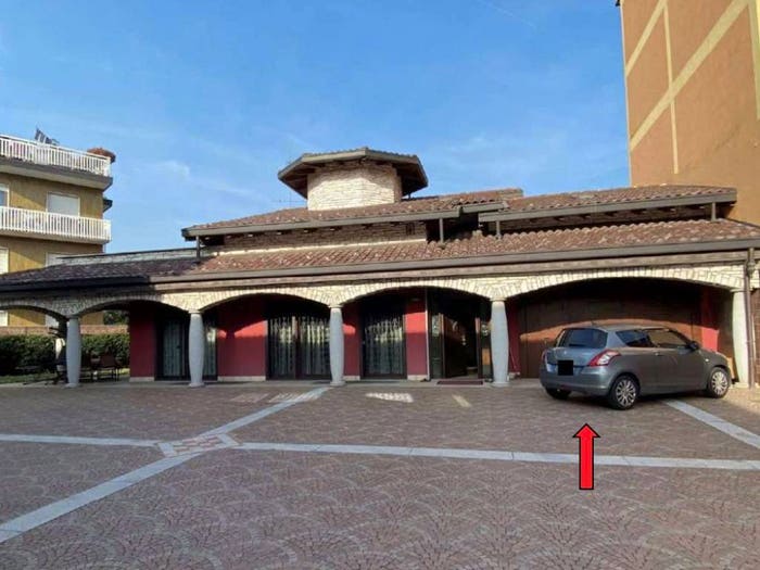 Casa quadrilocale in vendita in V Giuseppe Garibaldi, Centro, Garbagnate Milanese
