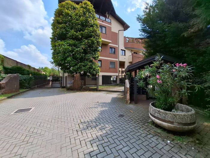 Appartamento bilocale in vendita in Via Barbara Melzi, Legnarello, Legnano