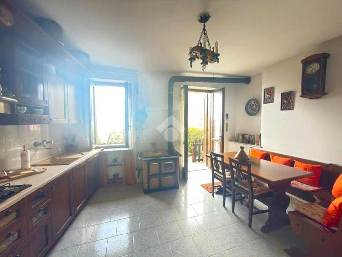 Casa trilocale in vendita in BORGATA CHIAPERO, Centro, Valgioie