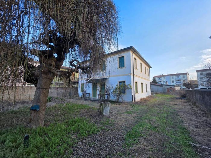 Casa con 6 locali in vendita in Piazza Vecchia, Mira