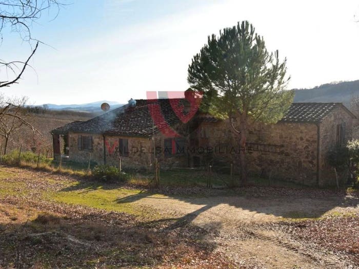 Casa con 6 locali in vendita in Podere Casotto, Radicondoli