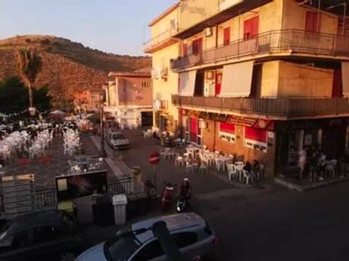 Appartamento trilocale in vendita in Via Roma, Alessandria della Rocca