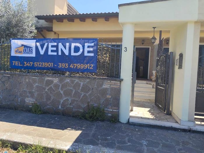 Casa con 6 locali in vendita in Via Marcandreola, Ciampino