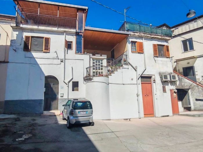 Appartamento quadrilocale in vendita in Via Arturo Adinolfi, Centro, Cava de' Tirreni