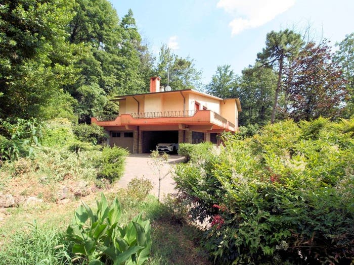 Casa con 6 locali in vendita in Via di Galceti, Montemurlo