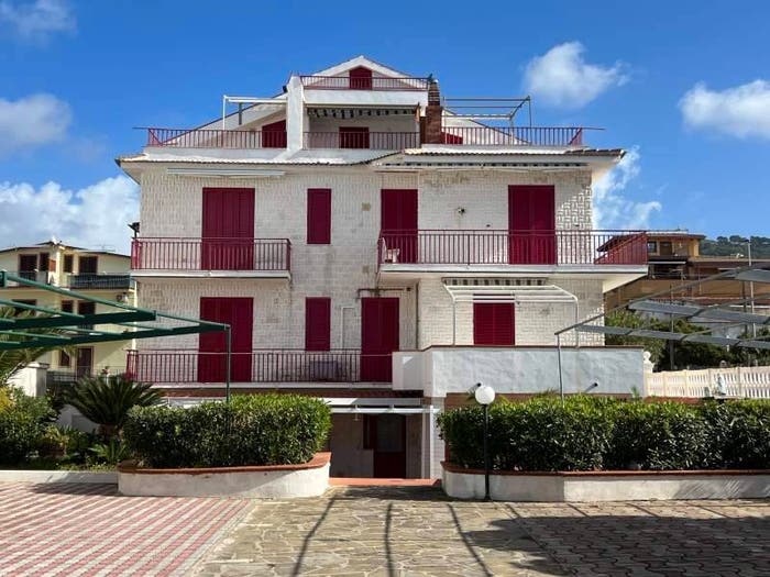 Appartamento trilocale in vendita in Viale dei Cantieri Navali, Santa Maria, Castellabate