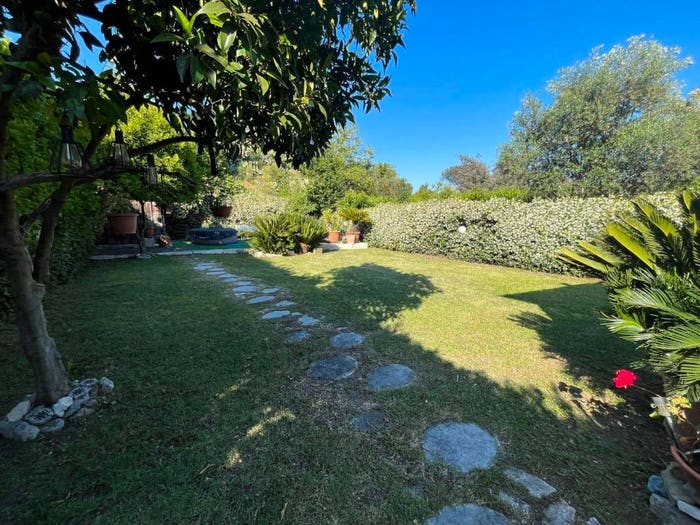 Casa quadrilocale in vendita in Via Casal Selce, Casal Selce, Roma