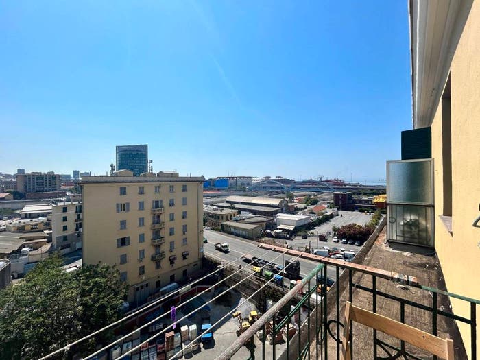 Appartamento con 5 locali in vendita in Via Giovanni Ansaldo, Cornigliano, Genova
