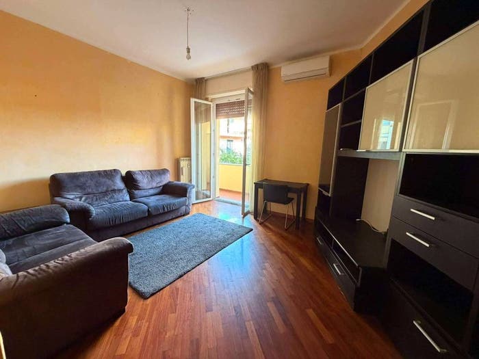 Appartamento trilocale in vendita in via Fabrizi, Quarto, Genova