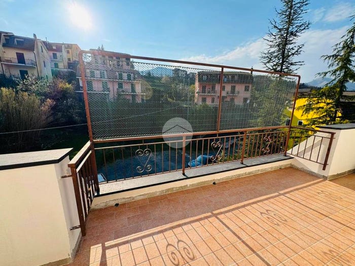 Appartamento bilocale in vendita in Via pille, Tavarone, Maissana