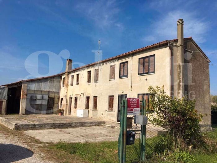 Casa con 6 locali in vendita in Via Vetta, Monselice