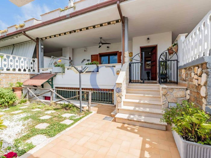 Casa con 5 locali in vendita in Viale Florida, Miami, Ladispoli